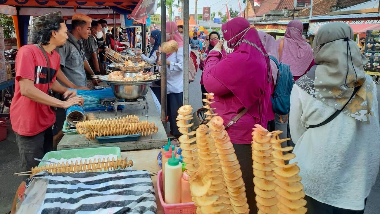 Susun Perwali Baru, Pemkot Blitar Buka Opsi Kawasan dan Kuliner 24 Jam Bagi UMKM dan PKL