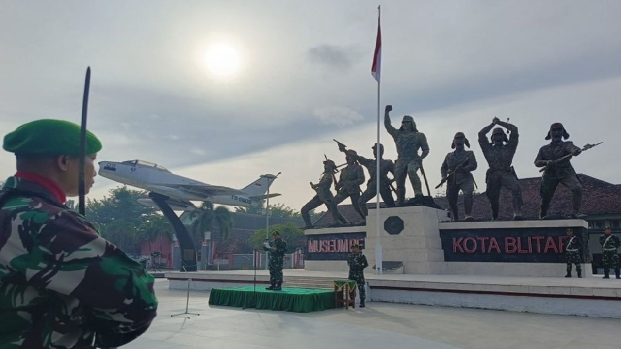 Mengulas Blitar Kawentar Sebagai Lagu Daerah