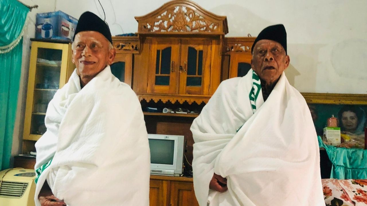 Kisah Haru CJH Tertua Blitar, Berangkat Haji di Usia 86 Tahun