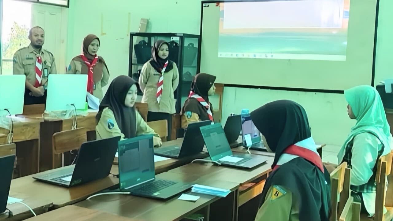 Dispendik Kota Blitar Intensifkan Sosialisasi TKA untuk Siswa SD dan SMP