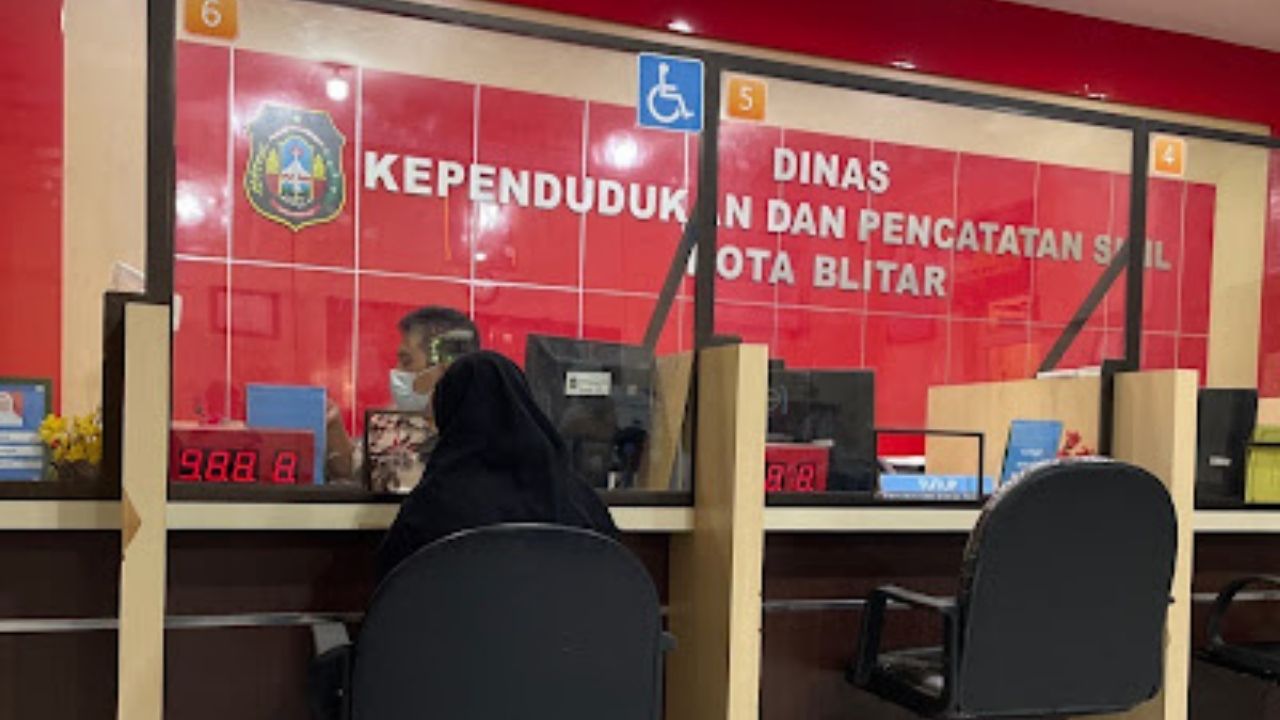 Ribuan Administrasi Kependudukan Masuk Dispendukcapil Kota Blitar Sepanjang Januari 2026