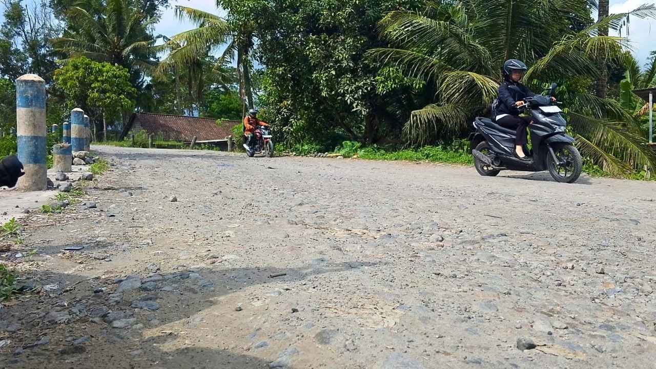 Anggaran Rp12 Miliar Digelontorkan, Pemkab Blitar Kebut Perbaikan Jalan