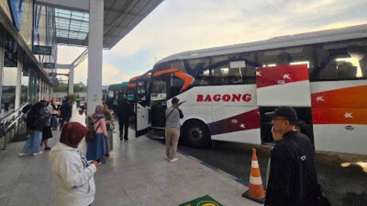 Arus Mudik Lebaran 2026 di Terminal Patria Blitar Naik 3,95 Persen