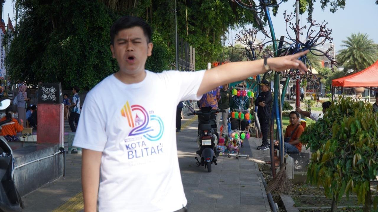 Alun-alun Kota Blitar Direview Gilang Her, Wali Kota Langsung Turun Tangan