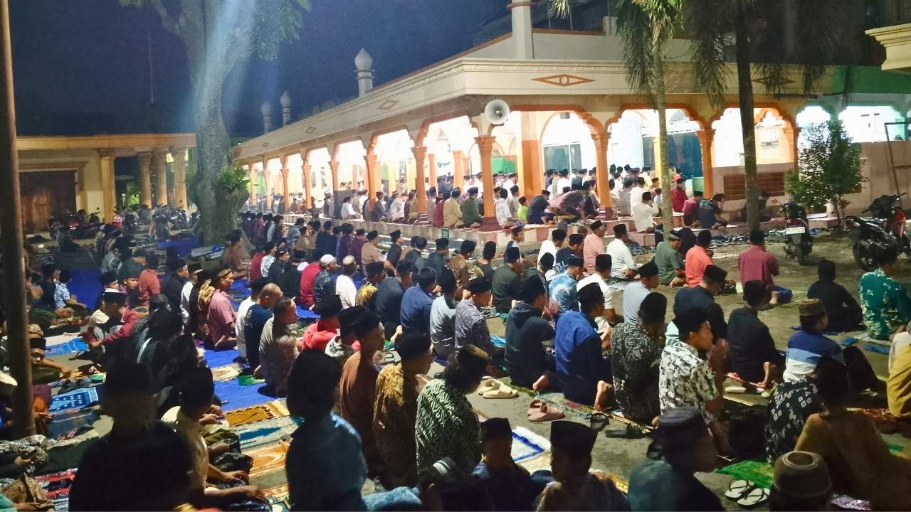 Fenomena Tarawih Kilat Pondok Mantenan Blitar, Warisan Empati Ulama yang Bertahan Lebih dari Seabad