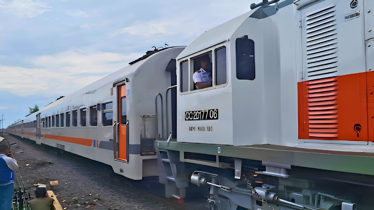 Libur Panjang Kenaikan Yesus Kristus, Penumpang KA di Stasiun Blitar Melonjak