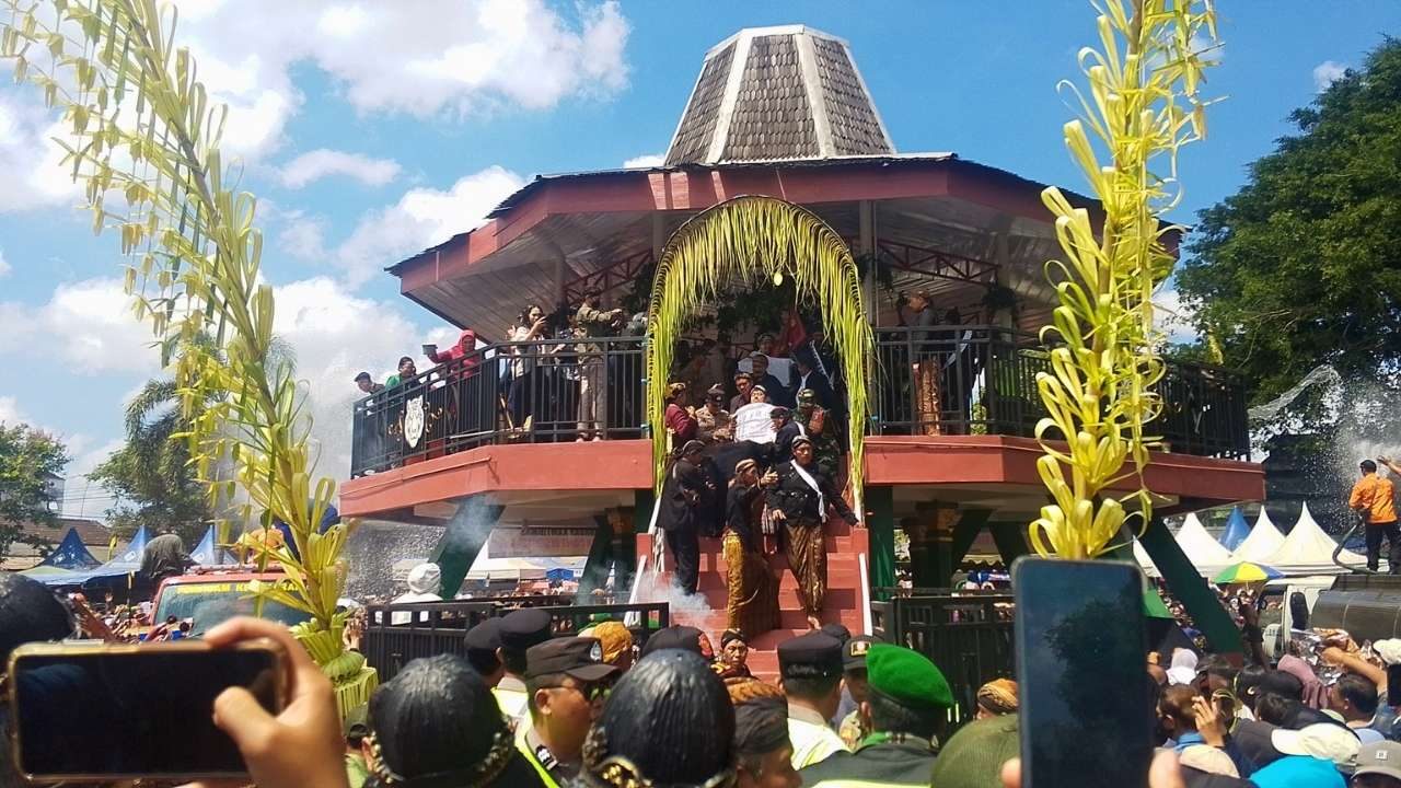Kirab Gong Kiai Pradah Blitar Berskala Nasional, Evaluasi Penataan Bakal Dilakukan Tahun Depan
