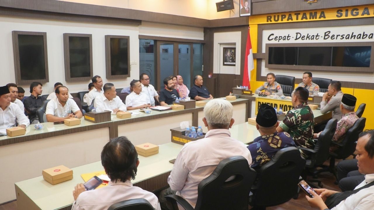 Cari Solusi Polemik Sound Horeg, Pelaku Usaha Satroni Polres Blitar Kota