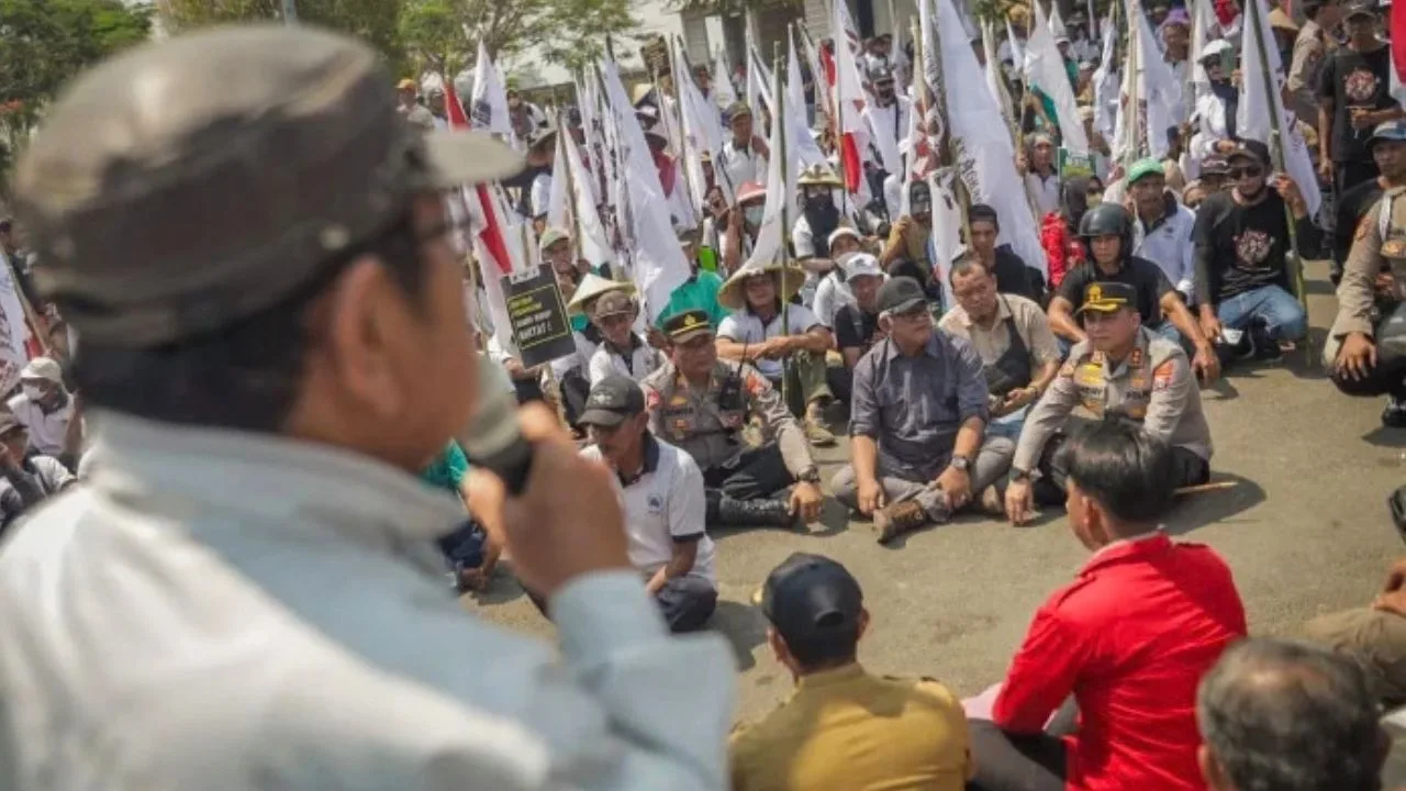 Petani Blitar Demo