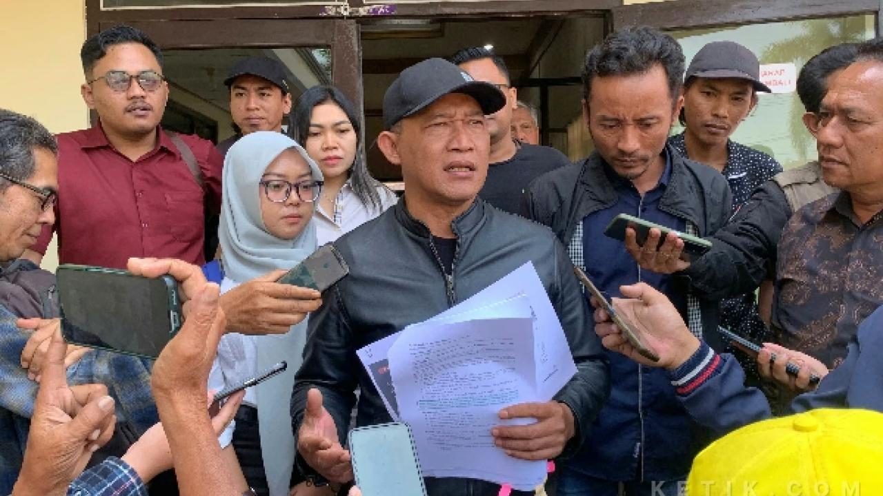 Mau Lapor Dugaan Penyelewengan Keuangan, Dokumen Kembali karena Pejabat Kejari Blitar Cuti