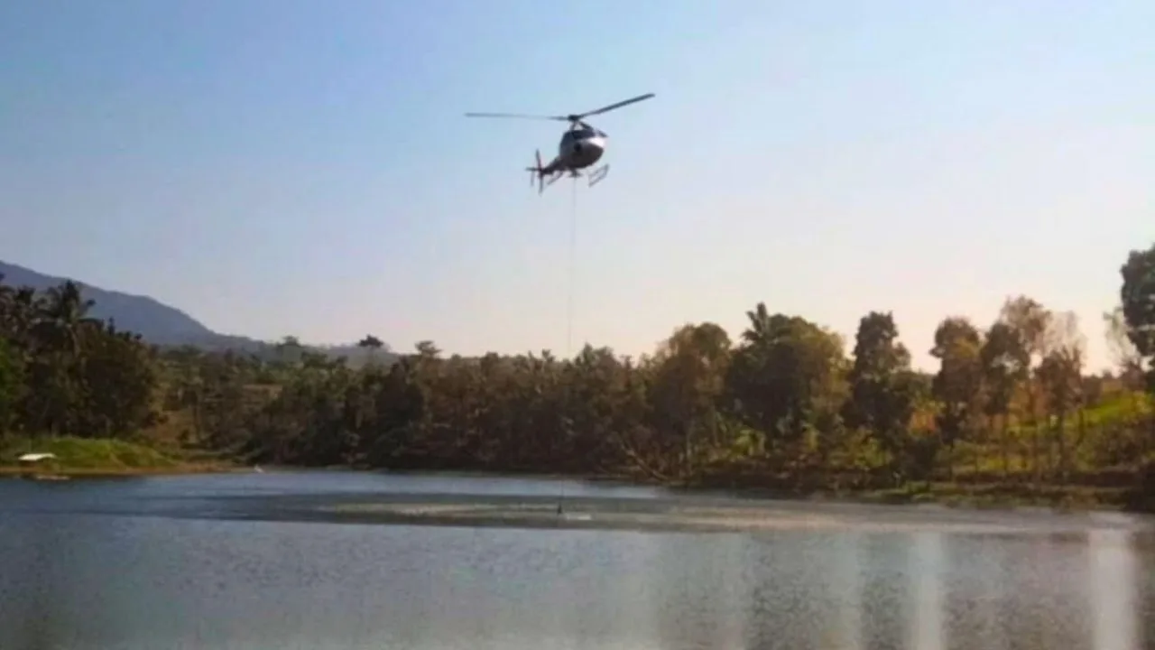 Gunung Butak Blitar Kebakaran, Helikopter Jatuhkan Air 12 Kali