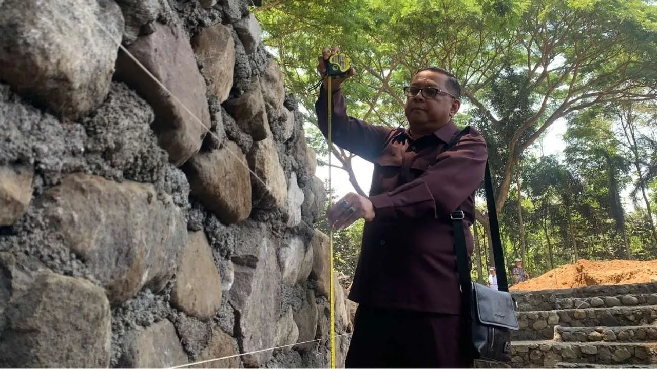 Sidak Pembangunan Joko Pangon, DPRD Kota Blitar Minta Kualitas Material dan Ketepatan Ukuran Diperbaiki