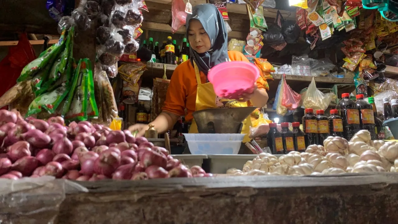 Update Harga Pangan di Pasar Gambar Blitar, Cabai Rawit Rp65 Ribu