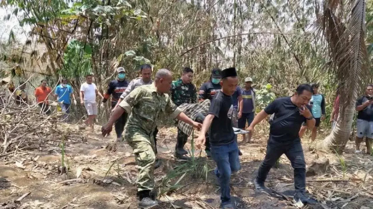 Bakar Tumpukan Bambu, Lansia Tewas Terperosok ke Jurang di Blitar