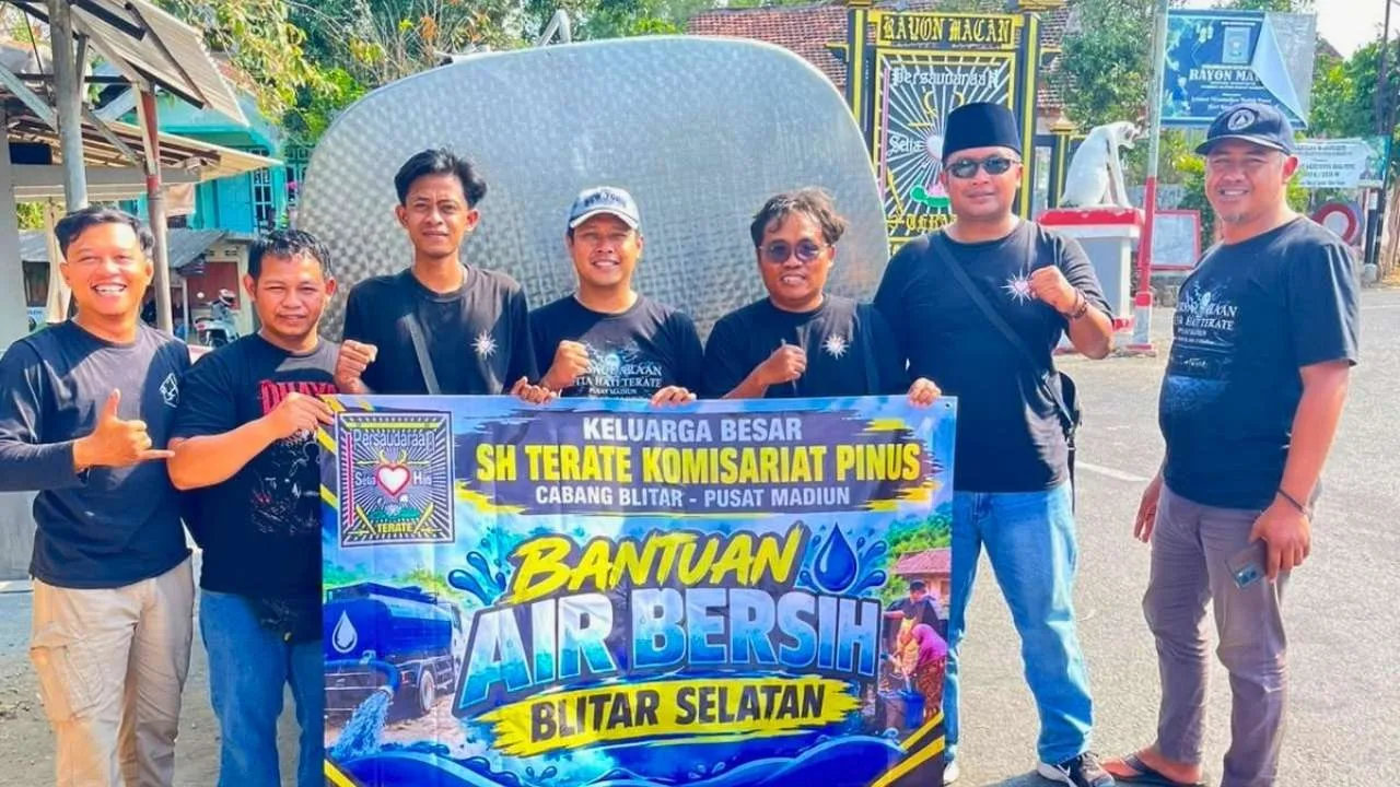 Warga Kalikuning Blitar Kesulitan Air, PSHT Komisariat Pinus Kirim Bantuan 6.400 Liter