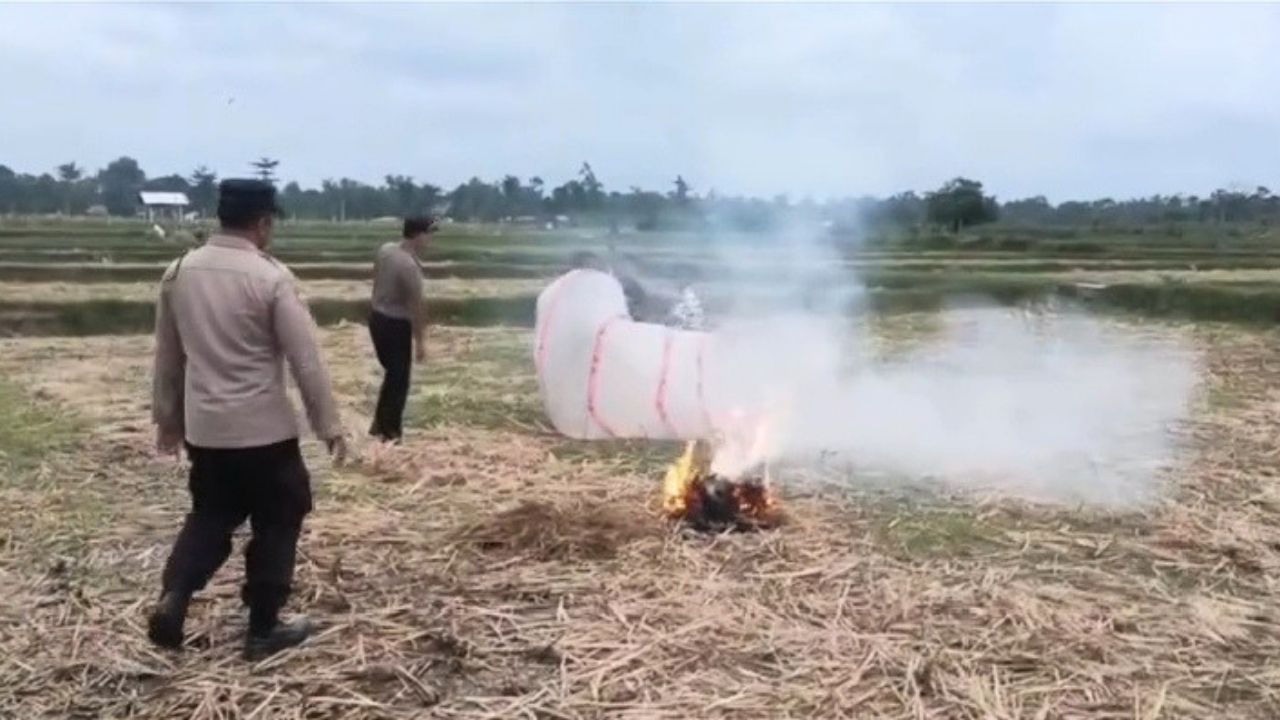 Jegal Penerbangan Balon Udara Liar di Sanankulon, Polisi Lebih Pilih Pendekatan Persuasif