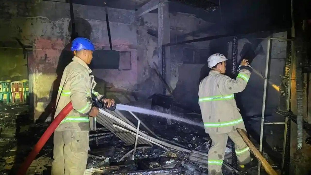 Emosi Memuncak! Pria di Blitar Bakar Toko Usai Ditegur Istri Soal Miras