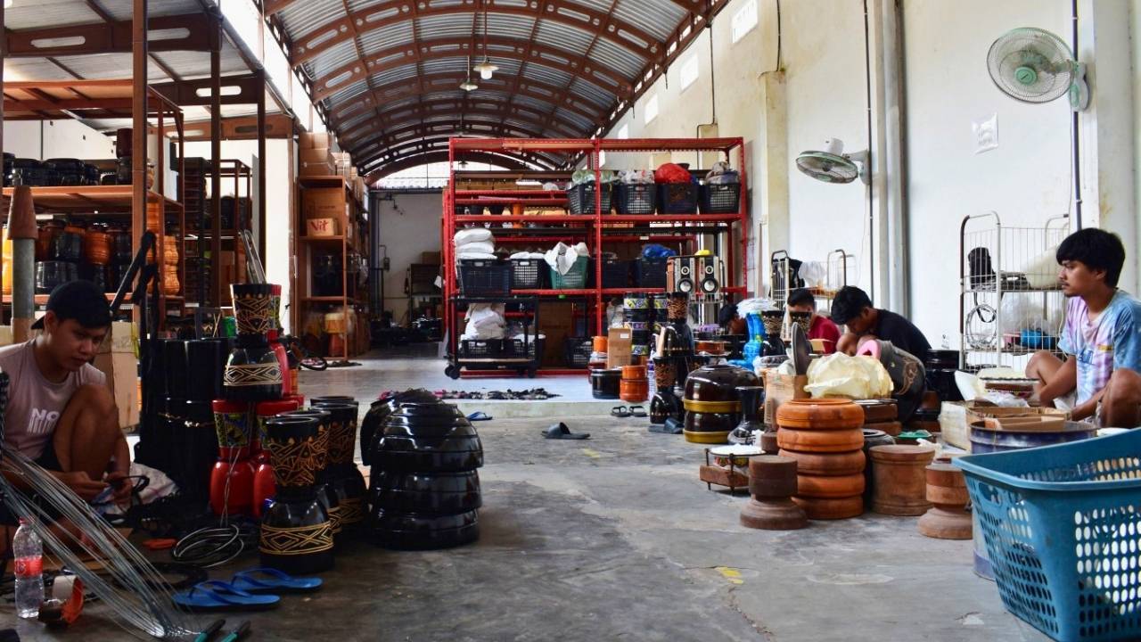Raup Omzet Ratusan Juta Tiap Bulan, Kendang Jimbe Blitar Tembus Ekspor Pasar Global