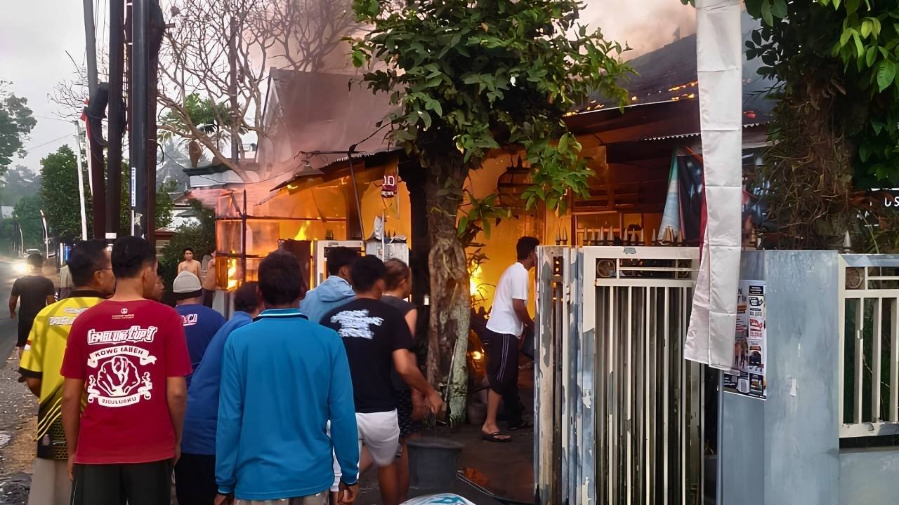 Alami Luka Bakar Serius, Satu Korban Kebakaran Kesamben Blitar Masih Jalani Perawatan Khusus