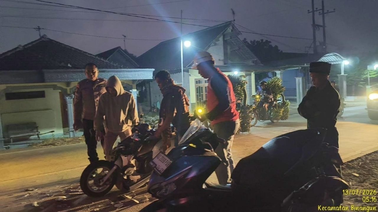 Truk Tebu dan Honda Scoopy Terlibat Kecelakaan di Binangun Blitar, Pengendara Luka Berat