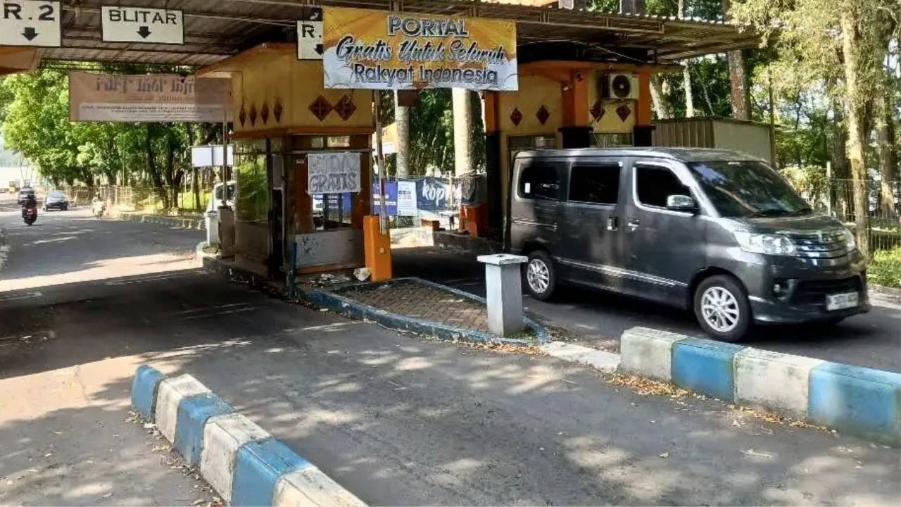 Khawatir Mobilitas dan Ekonomi Terganggu, Warga Blitar Tolak Penutupan Jalur Bendungan Lahor