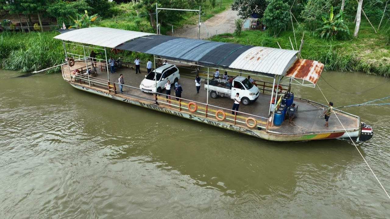 Perahu Penyeberangan Sungai Brantas Belum Berizin, Dishub Blitar Siapkan Pendampingan Legalitas