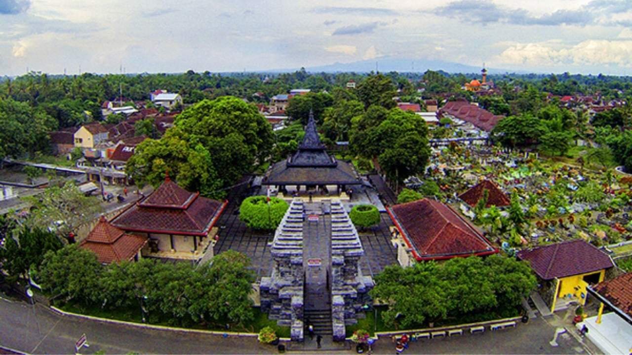 Makam Bung Karno Dibuka 24 Jam, Pemkot Proyeksikan Kunjungan Naik ke 250 Ribu