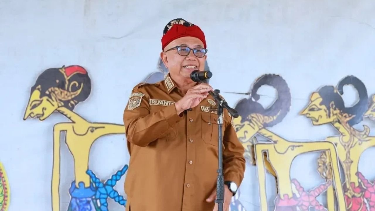 Naik Dari Laporan Awal Menjabat, Harta Kekayaan Bupati Blitar Rijanto Naik 12,87 Persen