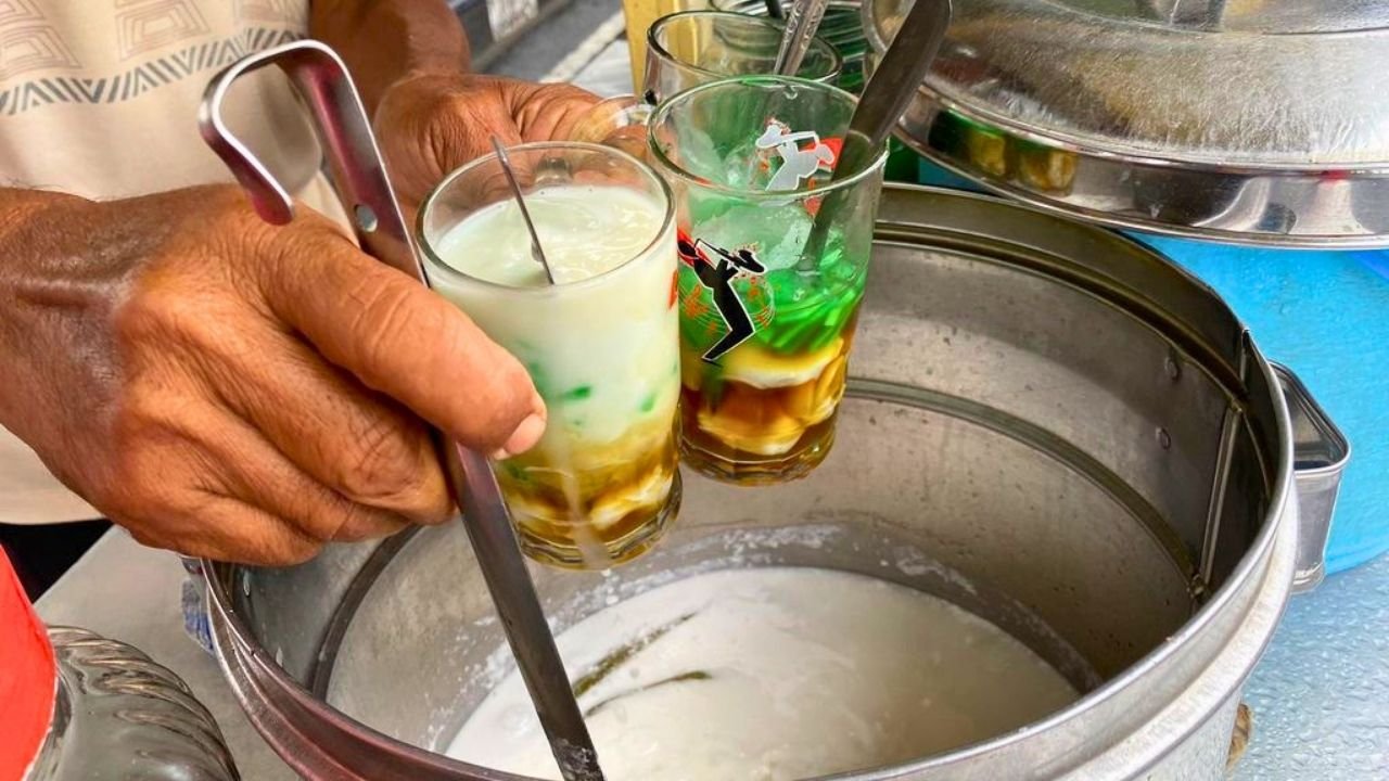 Cerita Tentang Es Pleret Blitar, Kuliner Turun-temurun yang Asal-usulnya Masih Jadi Tanda Tanya